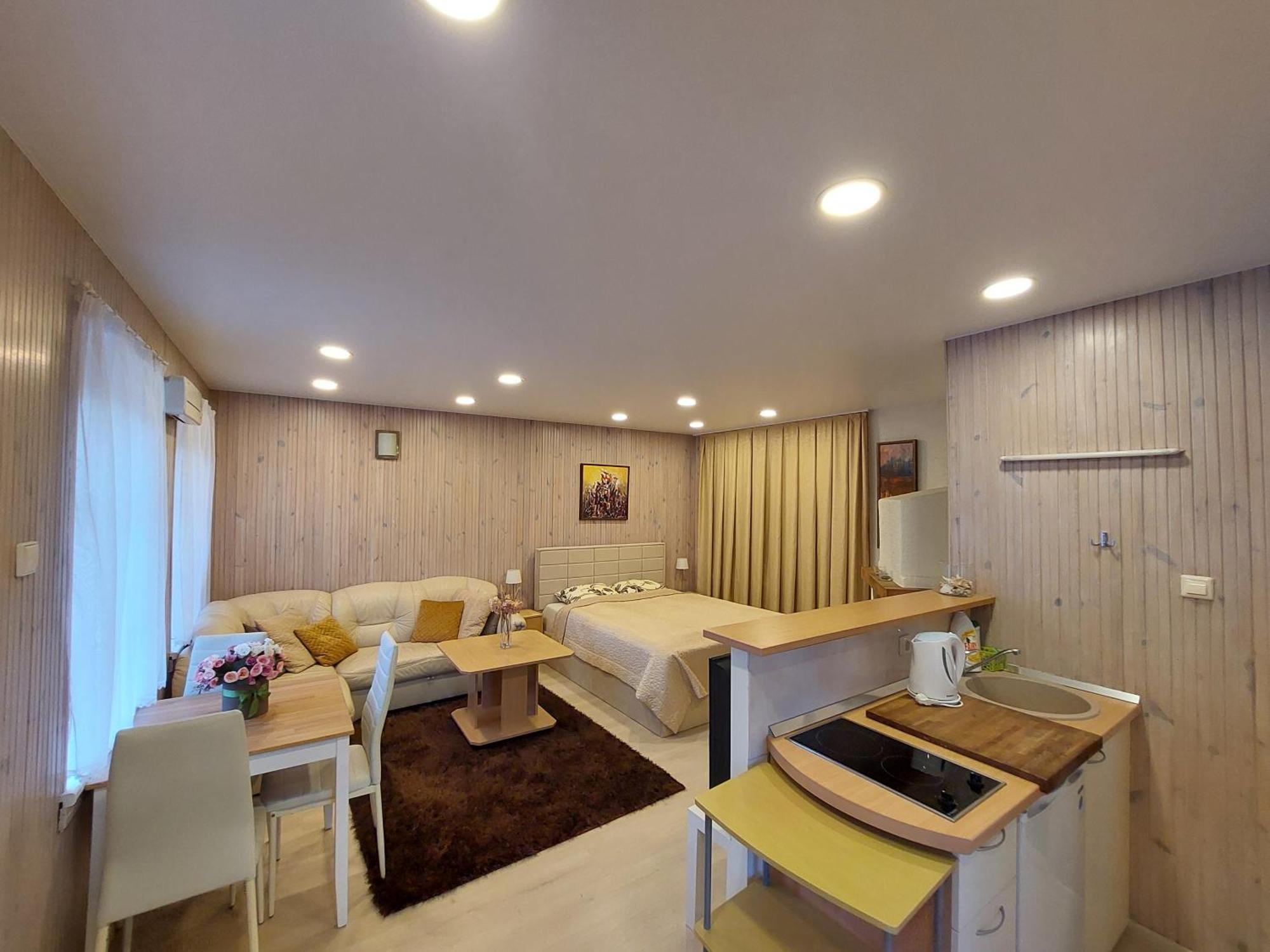 Nida Guesthouse At Loreta Room photo